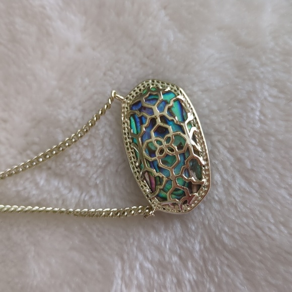 KENDRA SCOTT Dylan Gold Pendant Necklace In Abalone Shell - Picture 6 of 8